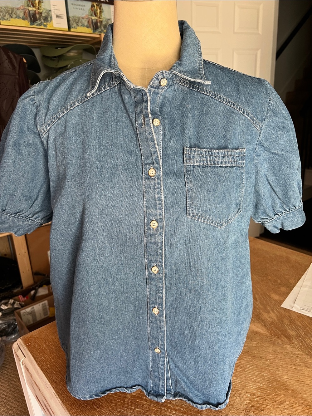 NEW CUTE Denim Button-Front Short Sleeve Shirt